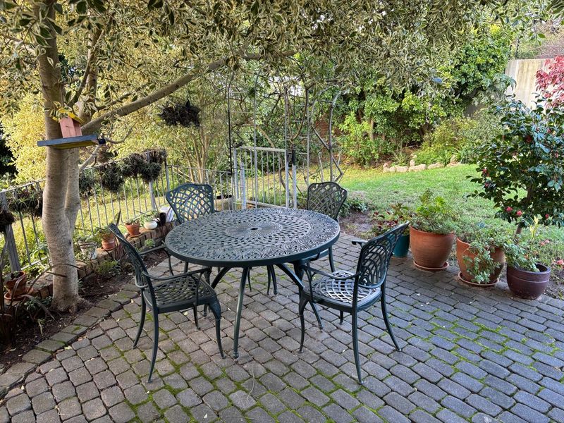 Secure Cottage In Upper Noreen Avenue, Bishopscourt - Photo 9