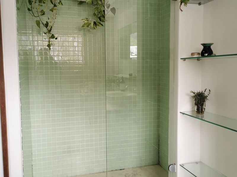 Spacious And Light 1-bedroom With Ocean & Mountain Views - 3 Months - Photo 6