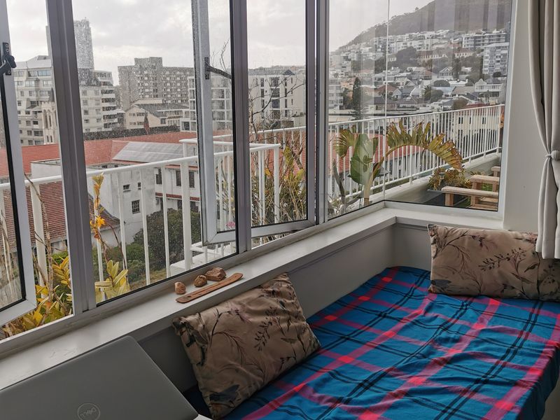 Spacious And Light 1-bedroom With Ocean & Mountain Views - 3 Months - Photo 9