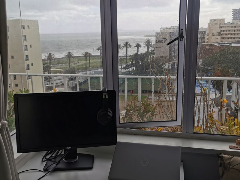 Spacious And Light 1-bedroom With Ocean & Mountain Views - 3 Months - Photo 8