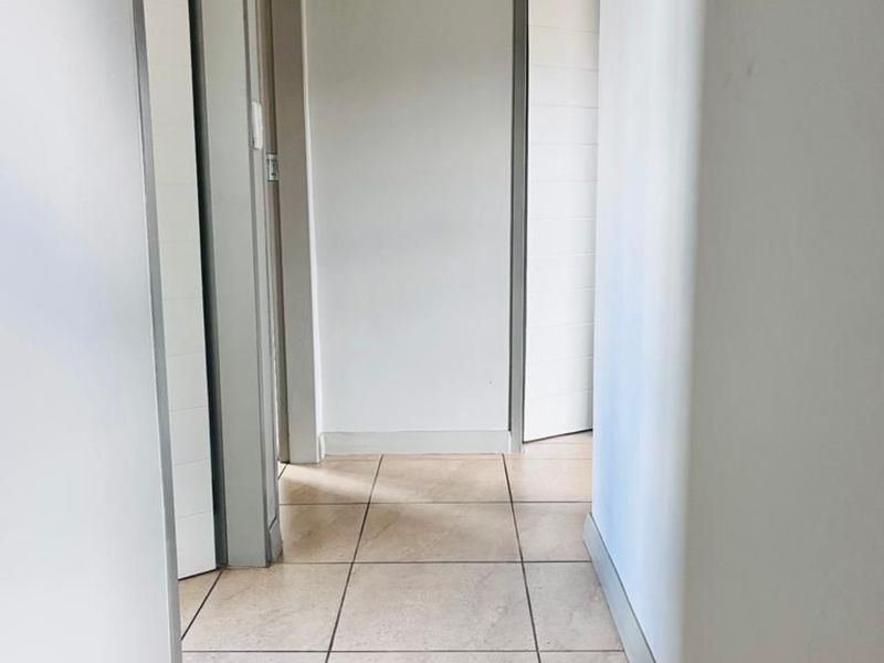 Secure 3-bedroom And 2-bathroom Townhouse In Derdepoort - Photo 8