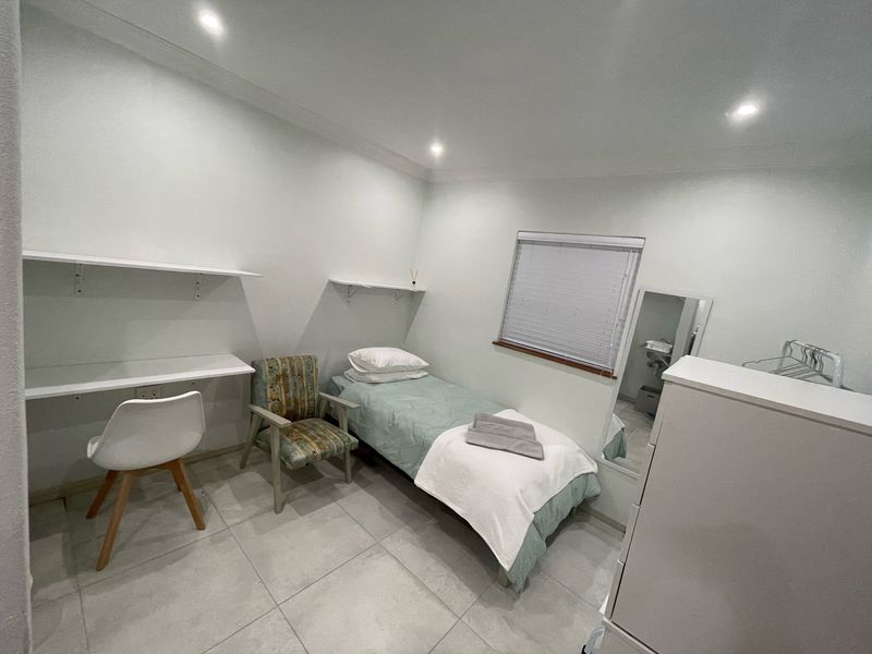 Furnished Private Guest Suite | Welgelegen, Cape Town - Photo 10