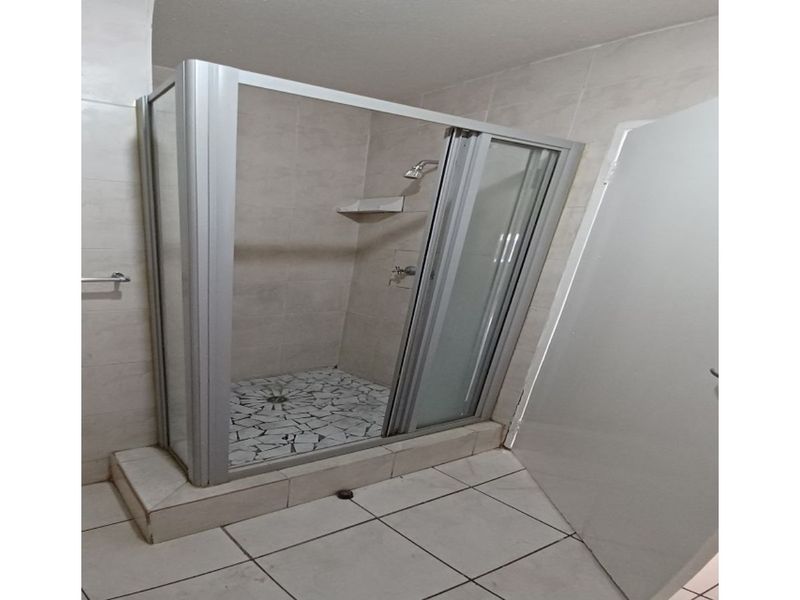 Specious 2 Bedroom And 1 Bath Penthouse With A Large Balcony And Spectacular Evening Views - Photo 8