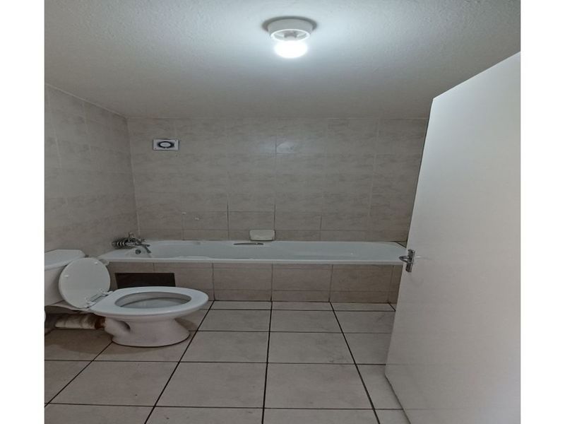 Specious 2 Bedroom And 1 Bath Penthouse With A Large Balcony And Spectacular Evening Views - Photo 7