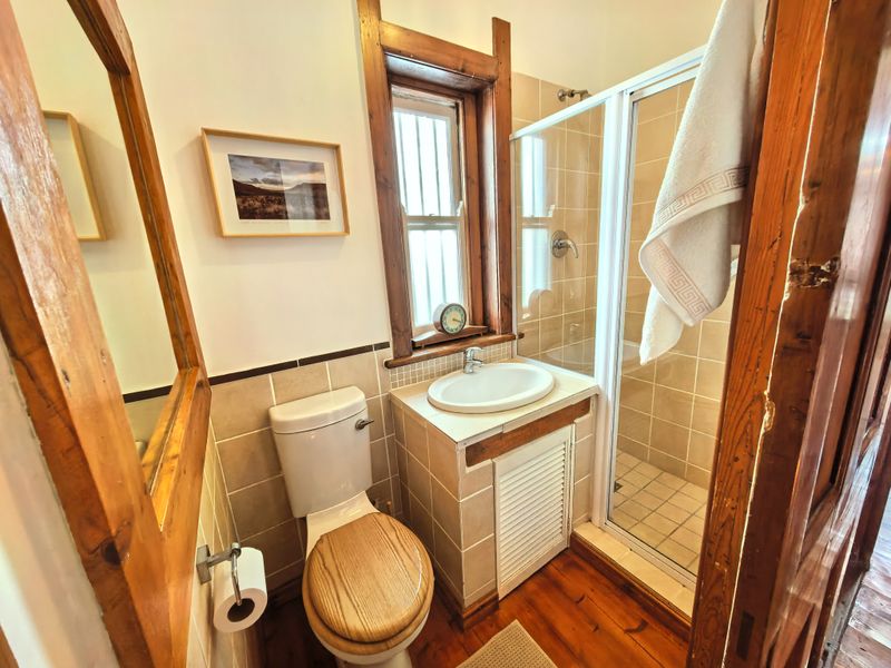Historic, Furnished 3-bedroom, 3.5-bathroom House With Panoramic Sea Views, Ideal For Families - Photo 9