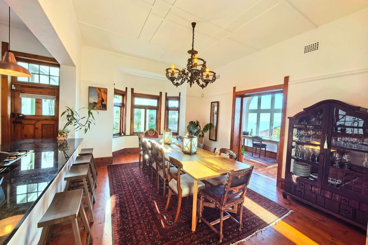 Historic, Furnished 3-bedroom, 3.5-bathroom House With Panoramic Sea Views, Ideal For Families - Photo 5