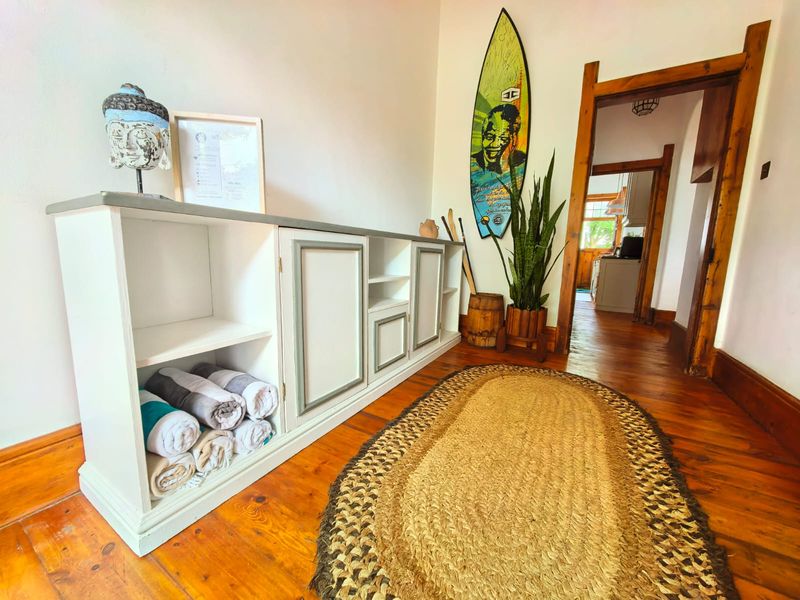 Historic, Furnished 3-bedroom, 3.5-bathroom House With Panoramic Sea Views, Ideal For Families - Photo 3