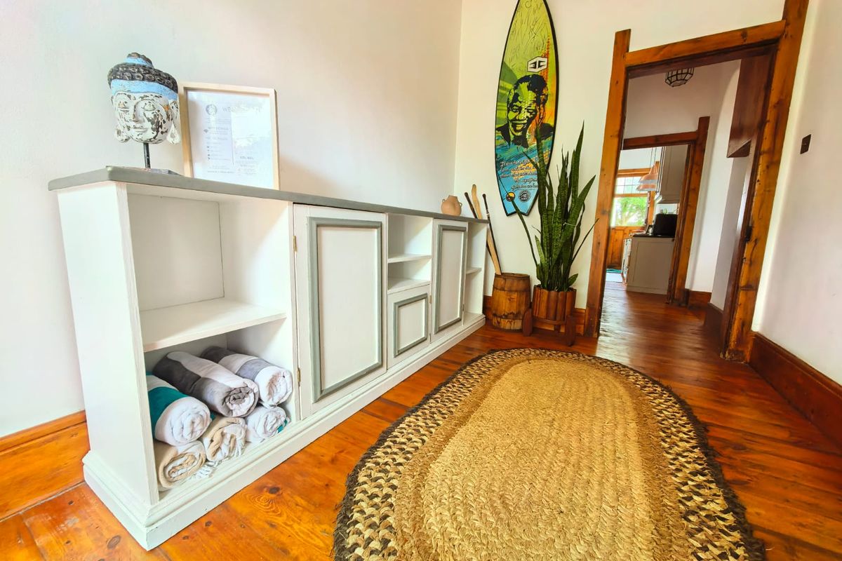 Historic, Furnished 3-bedroom, 3.5-bathroom House With Panoramic Sea Views, Ideal For Families - Photo 3