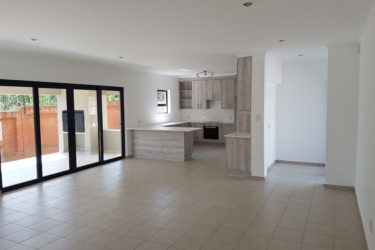 Serene Eco-living: Modern 3-bedroom Sanctuary In Roodepark Eco Estate - Photo 5