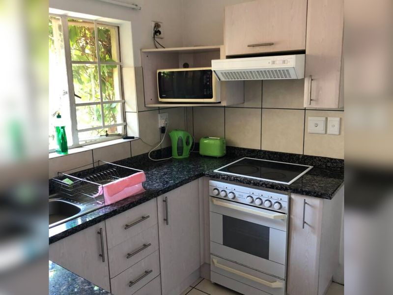 Secure 1-bedroom Cottage / Flatlet - Photo 3