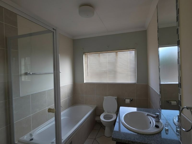Bush Hill Road, Sundowner - Photo 8
