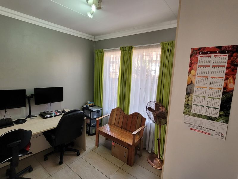 Pet-friendly 3-bedroom And 2-bathroom In Van Der Kloof Road, Willowbrook - Photo 9