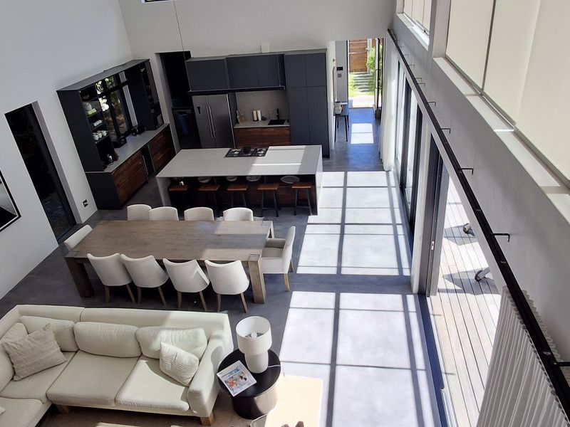Secure 5-Bedroom And 3,5-Bathroom House In Acacia Street, Chapmans Peak - Photo 6