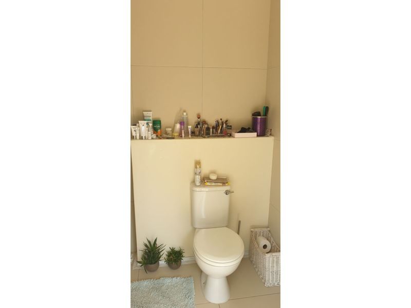 Beautiful and Secured 2-bedroom And 1-Bath House In Gerdview - Photo 9