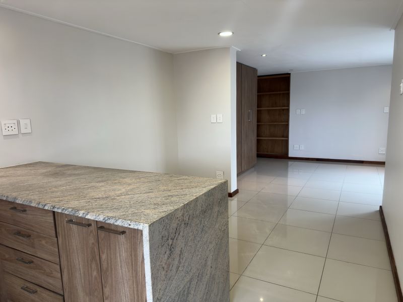 Secure 1-bedroom Apartment In Clairwood Crescent, Milnerton Ridge - Photo 6