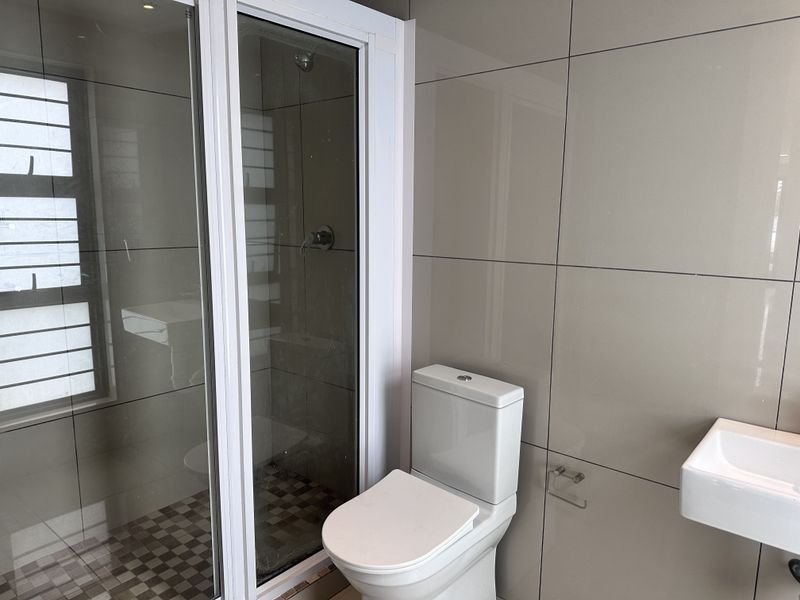 Secure 1-bedroom Apartment In Clairwood Crescent, Milnerton Ridge - Photo 9