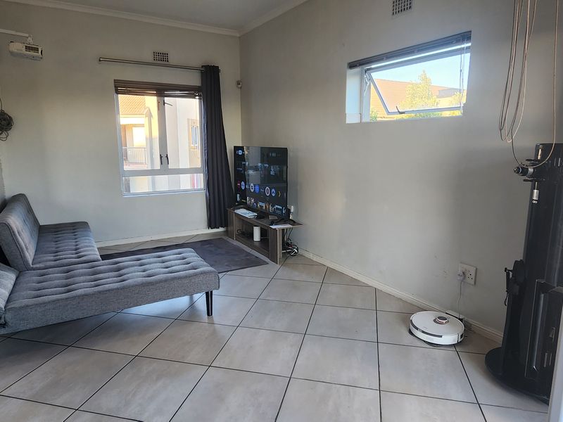 Secure 2-bedroom And 1-bathroom Apartment In Buh Rein Estate - Photo 9