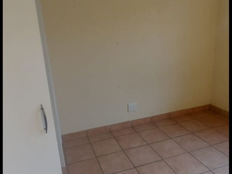 Vlei Street, Kempton Park - Photo 9