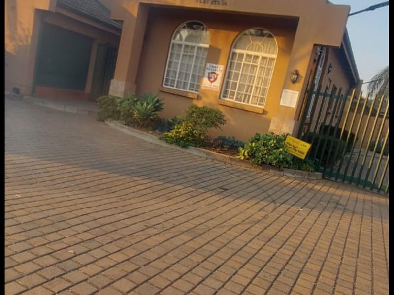 Vlei Street, Kempton Park - Photo 1