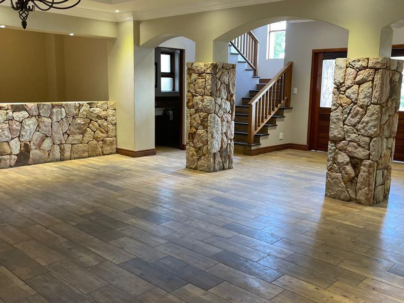 Luxury 5-bedroom And 6-bathroom House In Xanadu Nature Estate , Hartbeespoort - Photo 5