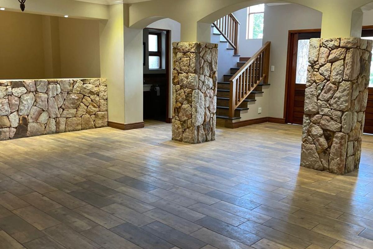 Luxury 5-bedroom And 6-bathroom House In Xanadu Nature Estate , Hartbeespoort - Photo 5