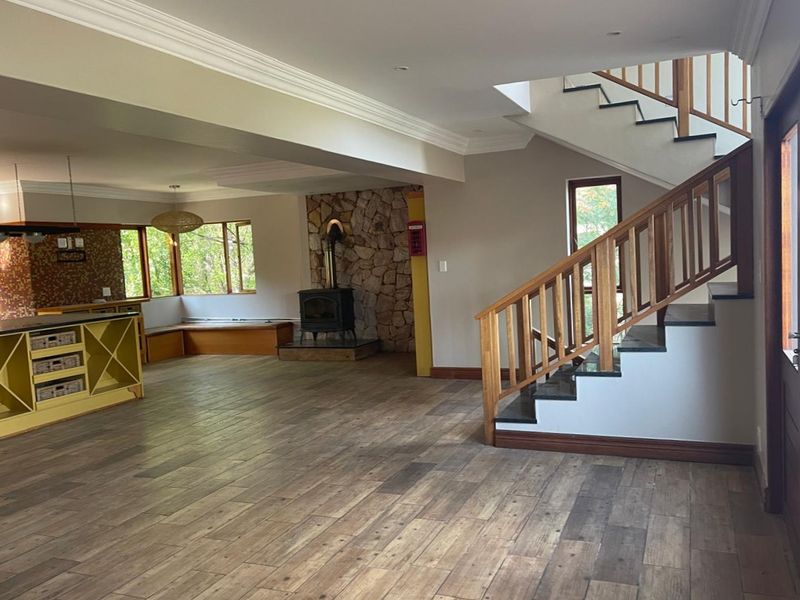 Luxury 5-bedroom And 6-bathroom House In Xanadu Nature Estate , Hartbeespoort - Photo 4