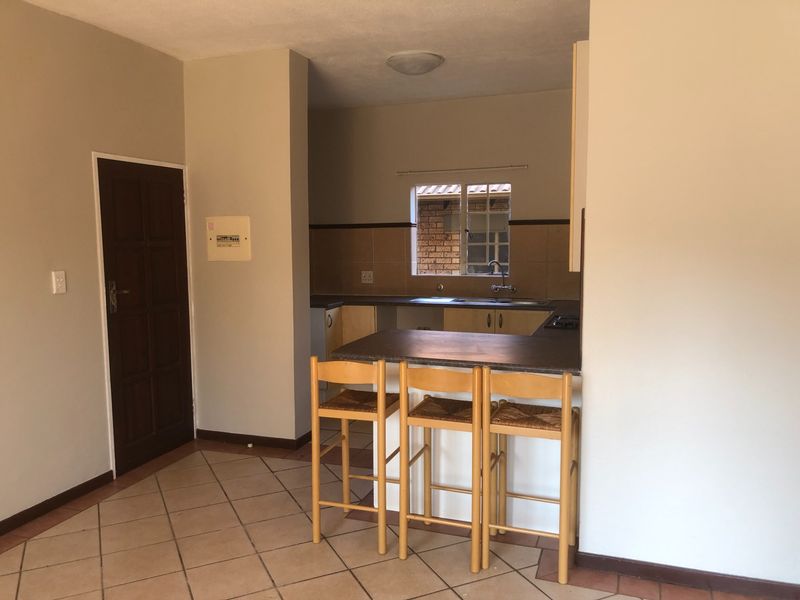 Secure 2-Bedroom And 1-Bathroom Apartment In Casa Bella - Photo 3