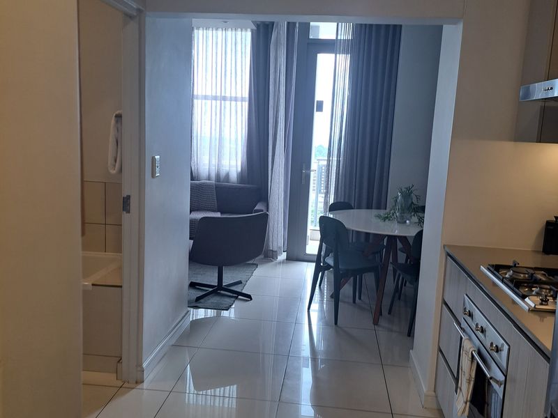 Secure 1-Bedroom And 1-Bathroom Cradock Avenue, Rosebank - Photo 4