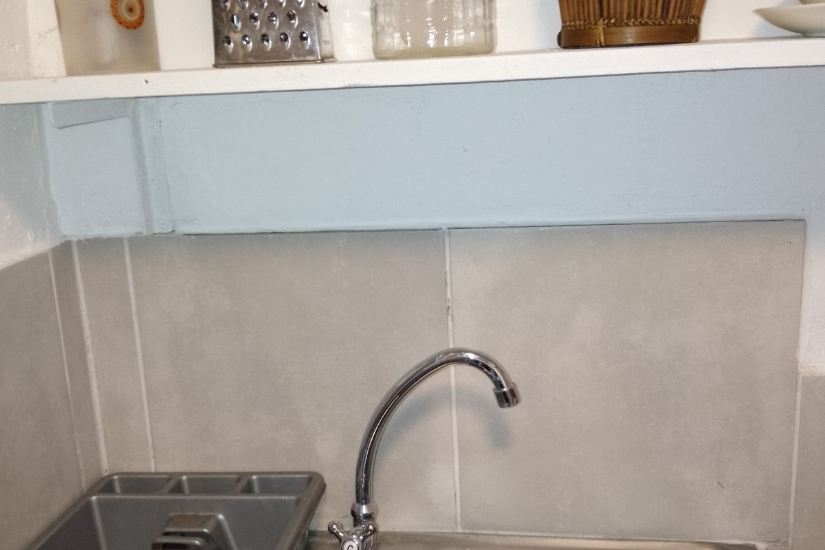 Private Room Own Bathroom Kitchenette - Photo 2