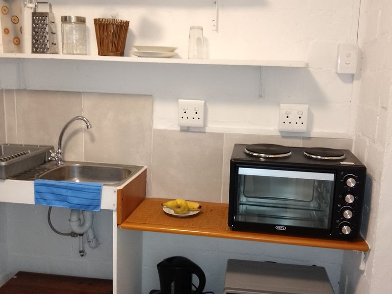 Private Room Own Bathroom Kitchenette - Photo 5