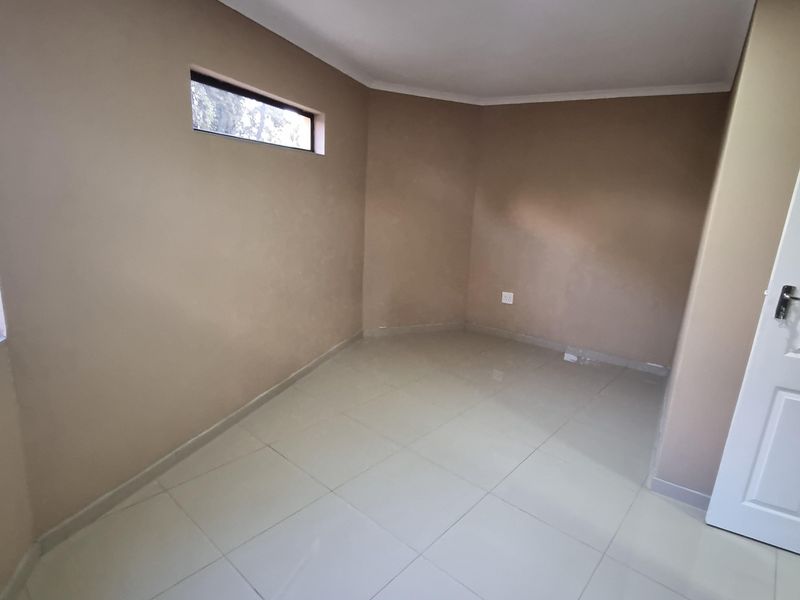 Secure 2-bedroom And 1-bathroom Cottage In Glenanda - Photo 6