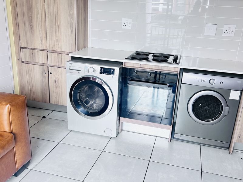 Secure 1-Bedroom Apartment In Blyde Riverwalk Estate - Photo 4