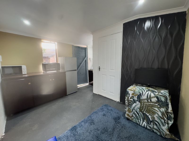 Secure 1-Bedroom Apartment In Argyle Avenue, Buccleuch - Photo 6