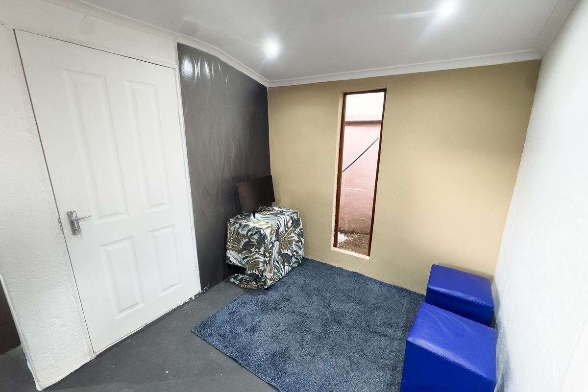 Secure 1-Bedroom Apartment In Argyle Avenue, Buccleuch - Photo 3