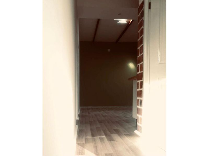 Modern 2-Bedroom Apartment in Windsor Park with Parking - Photo 5