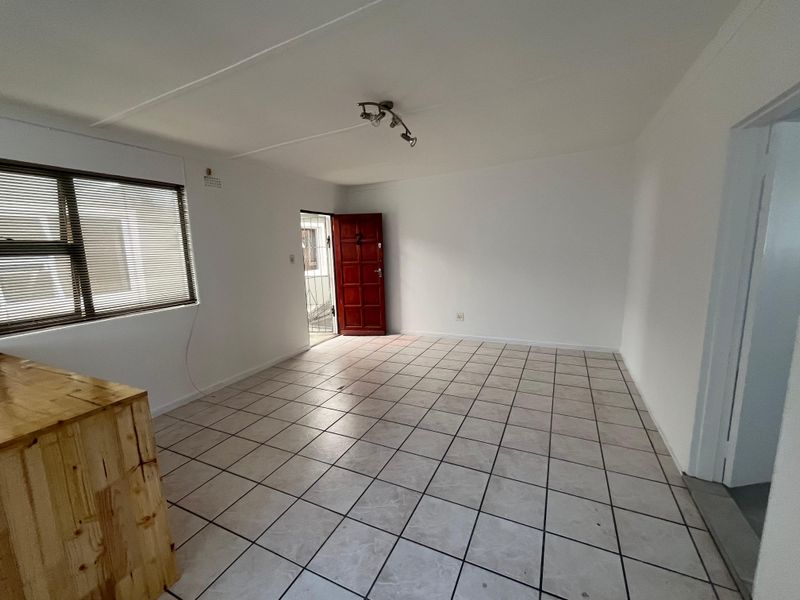Secure2-Bedroom And 1-Bathroom Flat To Rent In 5th Avenue, Kensington - Photo 7