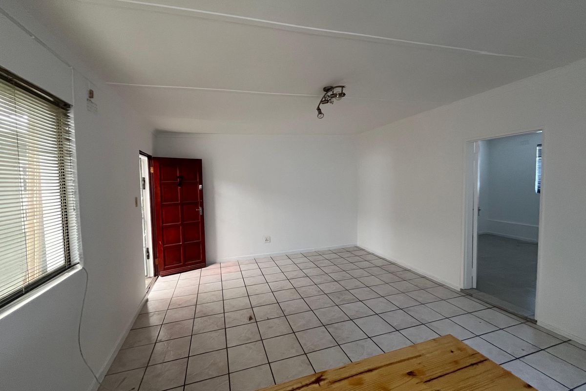 Secure2-Bedroom And 1-Bathroom Flat To Rent In 5th Avenue, Kensington - Photo 4