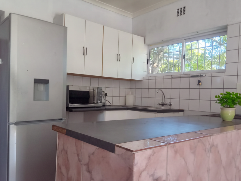 Secure 3-bedroom Flat In Wessel South Street, Avondale - Photo 2