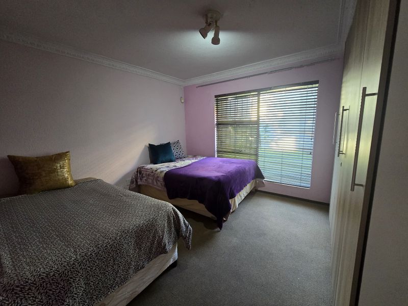 Secure 3-Bedroom And 2-Bathroom House In Flute Road, Strubens Valley - Photo 9