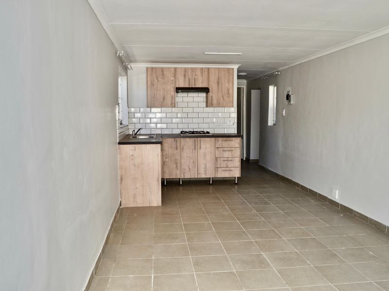 Secure 2-bathroom And 1-bathroom Apartment In 6th Avenue, Northmead - Photo 2