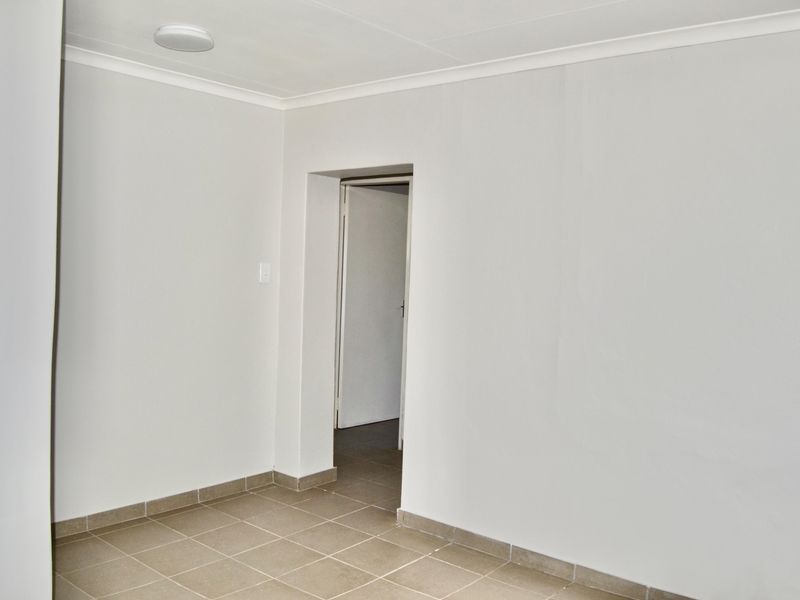 Secure 2-bathroom And 1-bathroom Apartment In 6th Avenue, Northmead - Photo 10