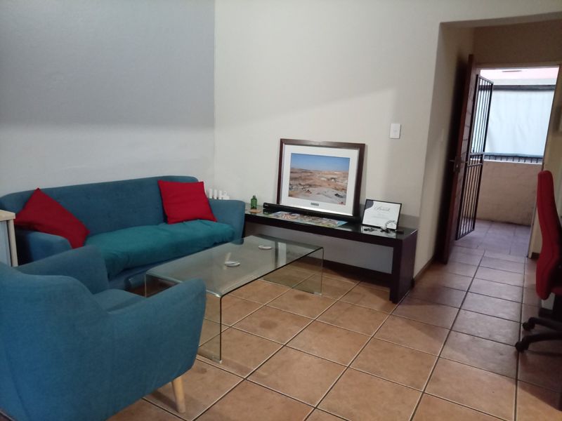 Beautiful 1 Bedroom And 1 Bath Apartment At The Savuti Complex - Photo 3