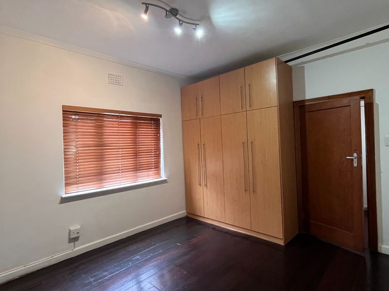 Secure 2-bedroom And 2-bathroom Flat In Rondebosch - Photo 8