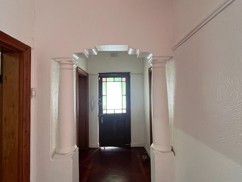 Secure 2-bedroom And 2-bathroom Flat In Rondebosch - Photo 5