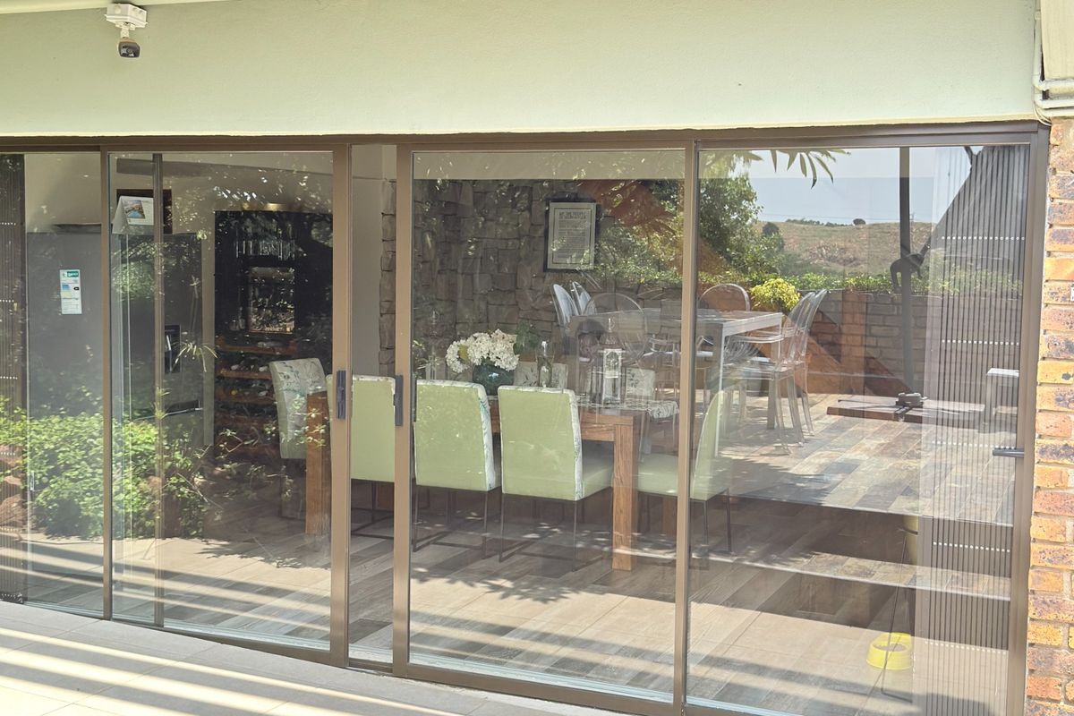 Secure 2-Bedroom And 2-Bathroom House In 3rd Street, Melville - Photo 3