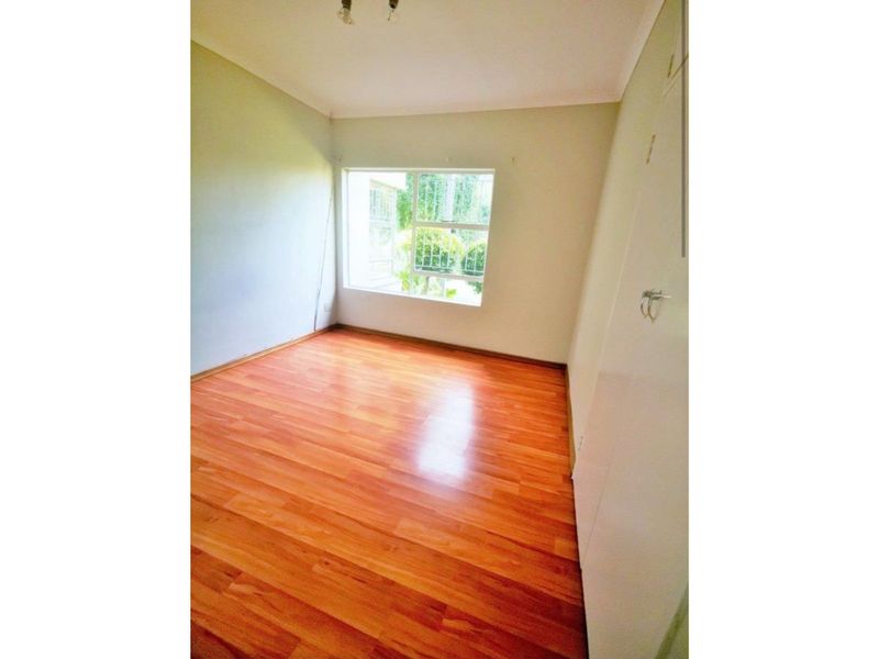 Spacious 3-Bedroom Family Home with Pool & Jacuzzi in Pretoria East - Photo 10