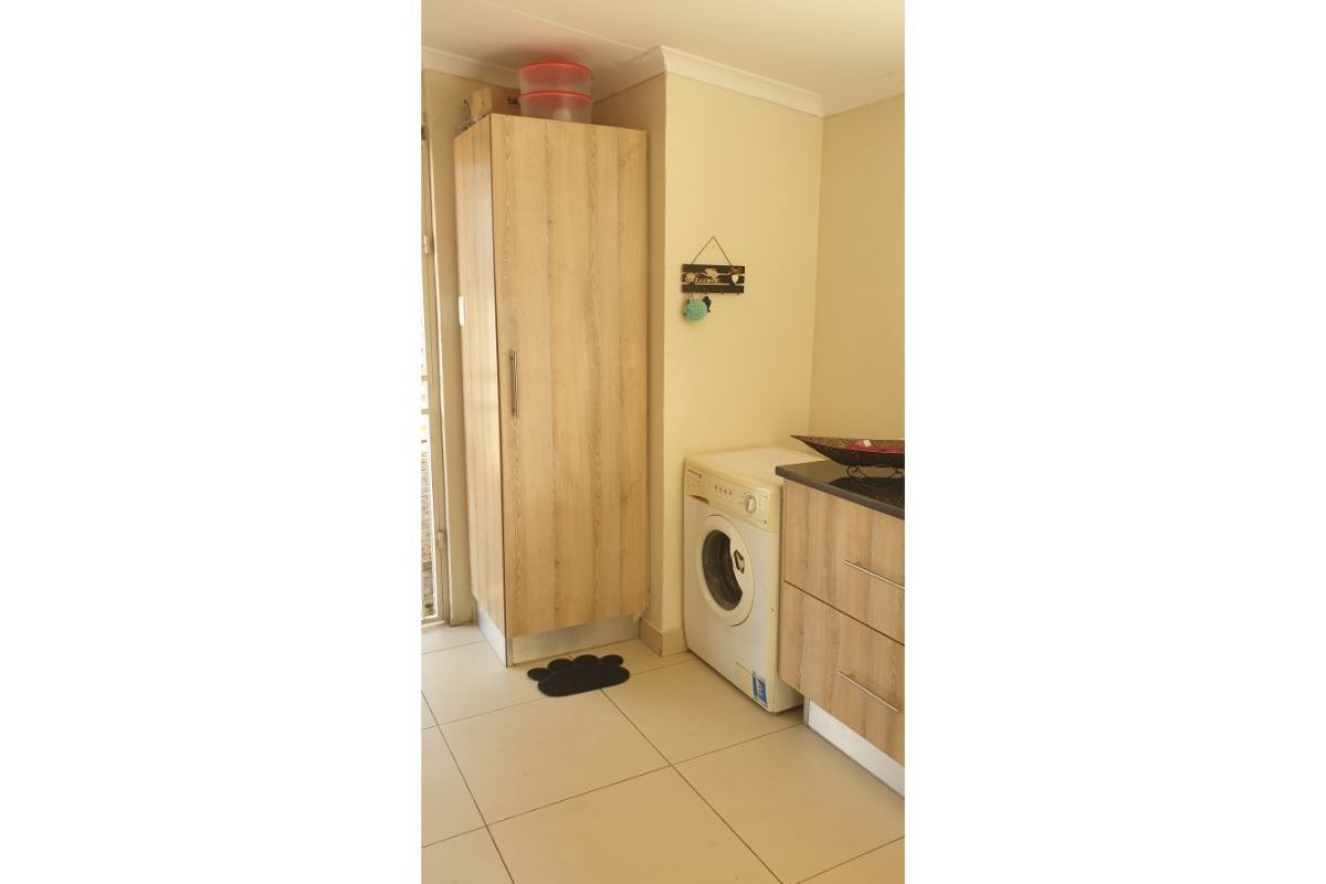 Beautiful and Secured 2-bedroom And 1-Bath House In Gerdview - Photo 3