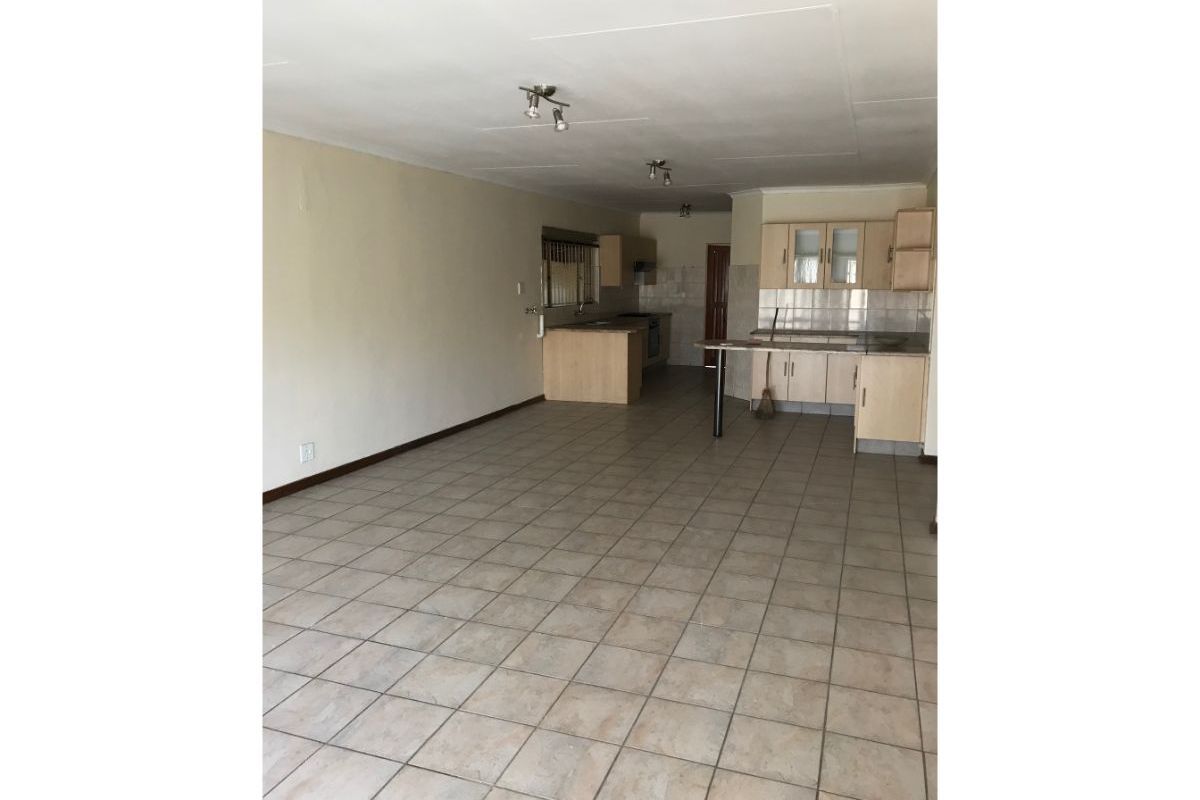 Open Plan Kitchen Combined With Dining & Lounge, Complete With Ensuite Main Bedroom Plus Bathroom And Two Bedrooms At  Diepkloof Zone 5 - - Photo 2