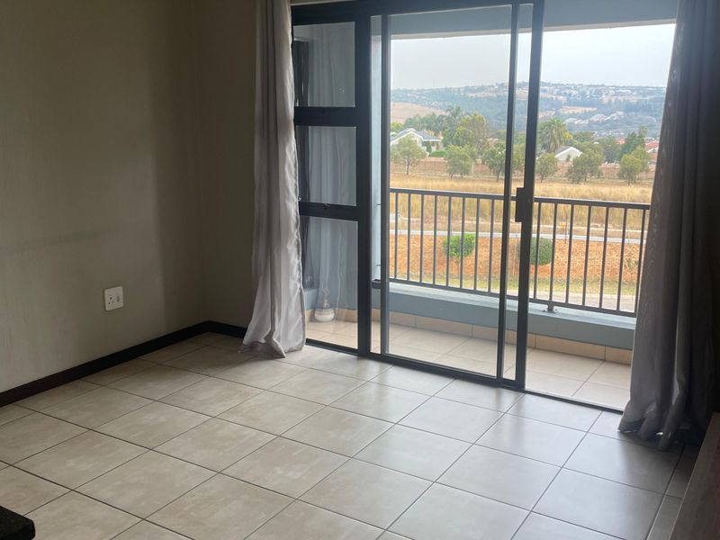 Secure 2-bedroom And 2-bathroom Apartment In Twain Street, Barbeque Downs - Photo 6