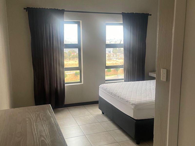 Secure 2-bedroom And 2-bathroom Apartment In Twain Street, Barbeque Downs - Photo 7